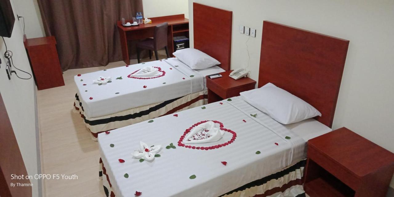 Hato Inn Янгон Екстериор снимка