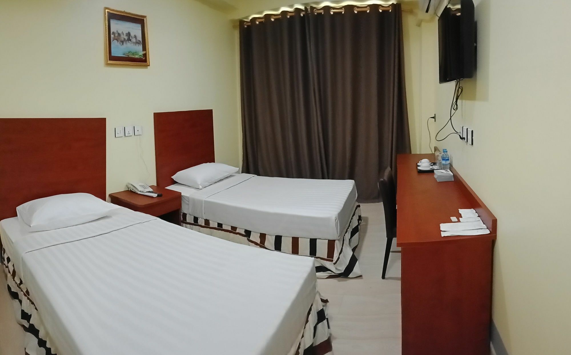 Hato Inn Янгон Екстериор снимка